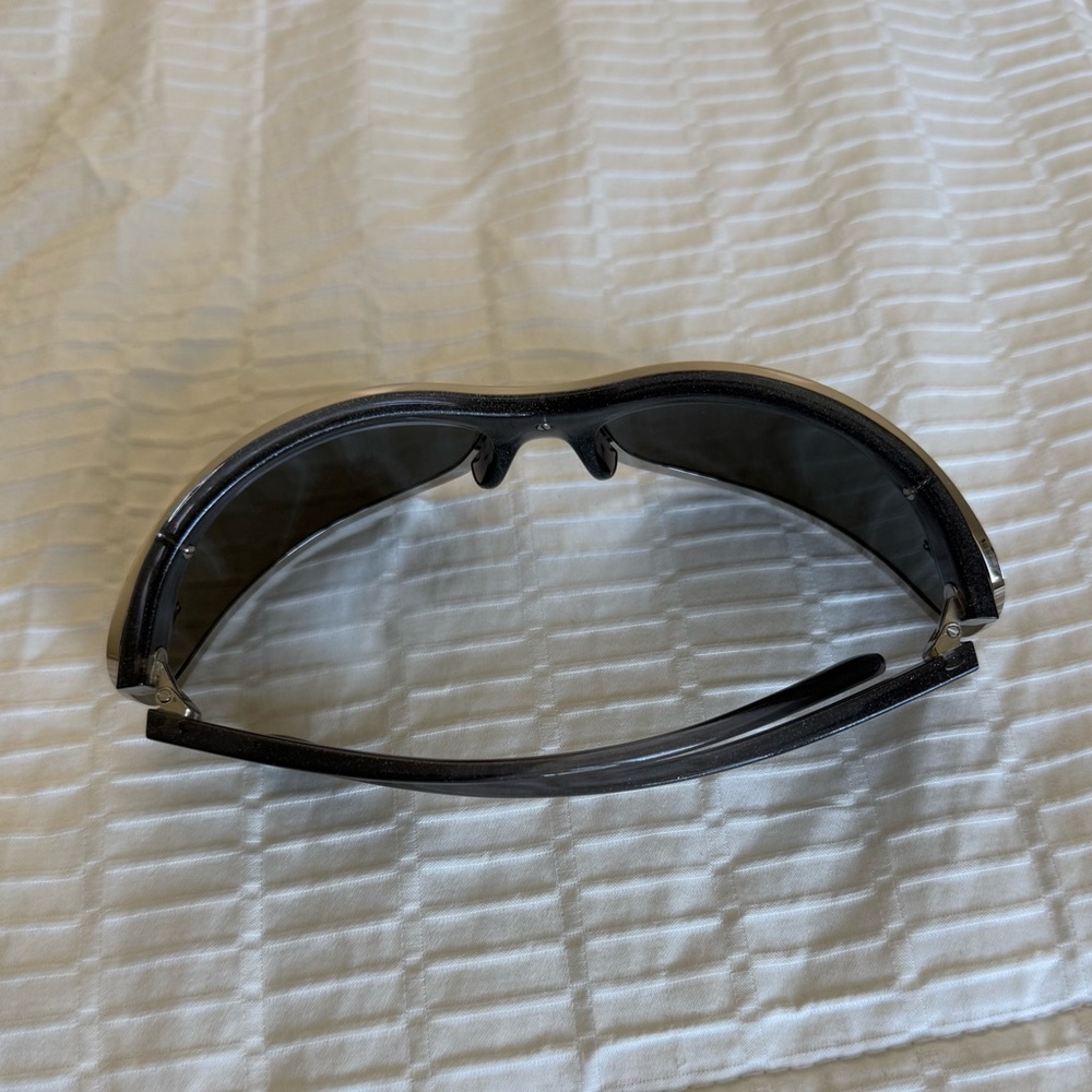 Chanel Silver Shield Sunglasses - Picture 4 of 12